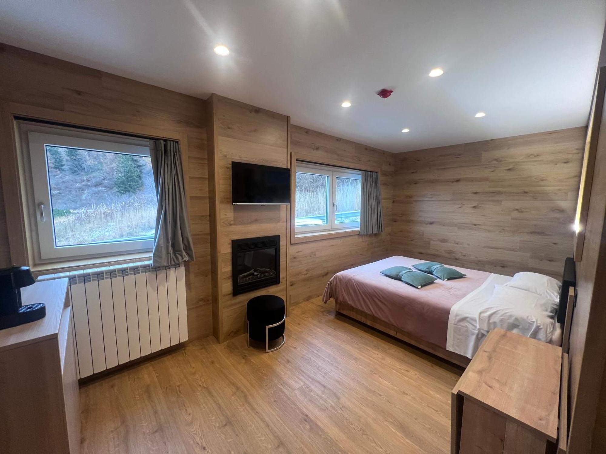 Anemone Bianco Suite Rooms Пассо-дель-Тонале Экстерьер фото